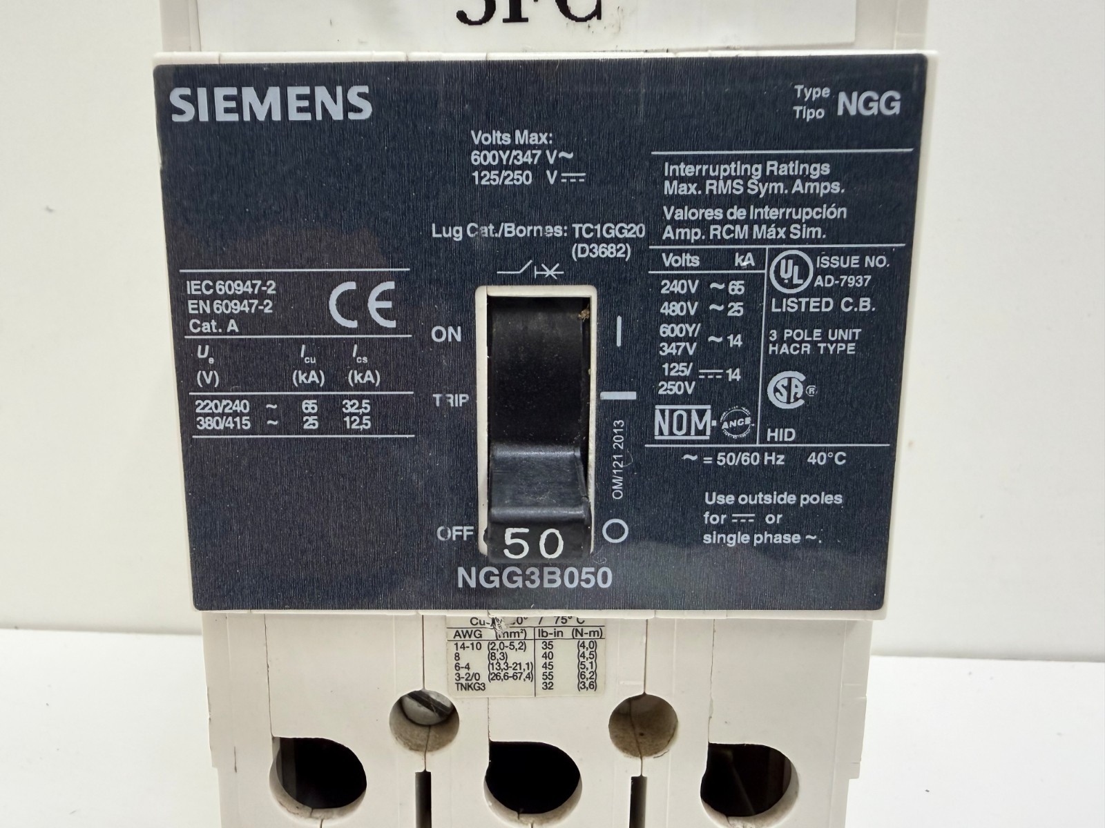 GOOD USED! SIEMENS 50A 600V 3-POLE CIRCUIT BREAKER NGG3B050