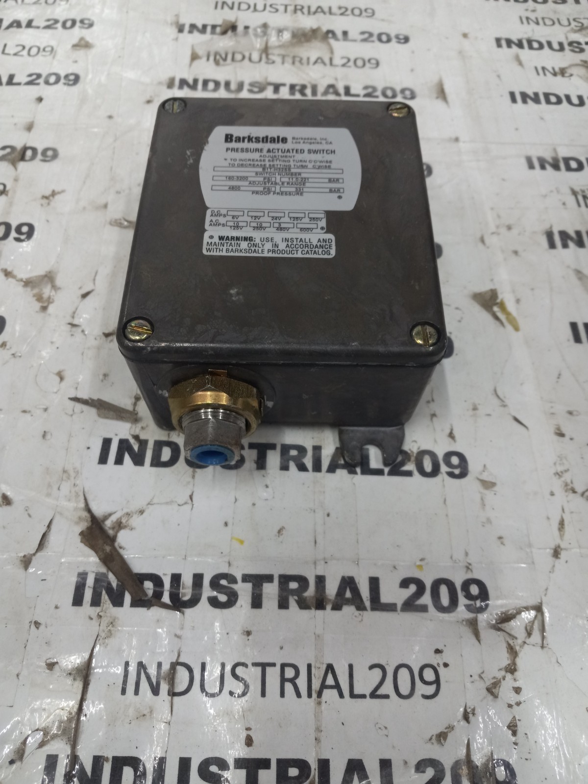 BARKSDALE PRESSURE ACTUATED SWITCH B1T-H32SS
