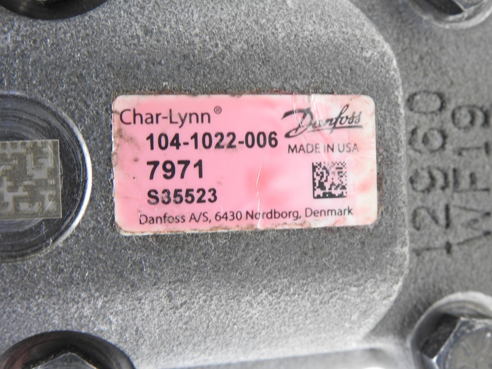 GENUINE Danfoss 104-1022-006 Char-Lynn Hydraulic Geroler Disc Valve Motor 2000