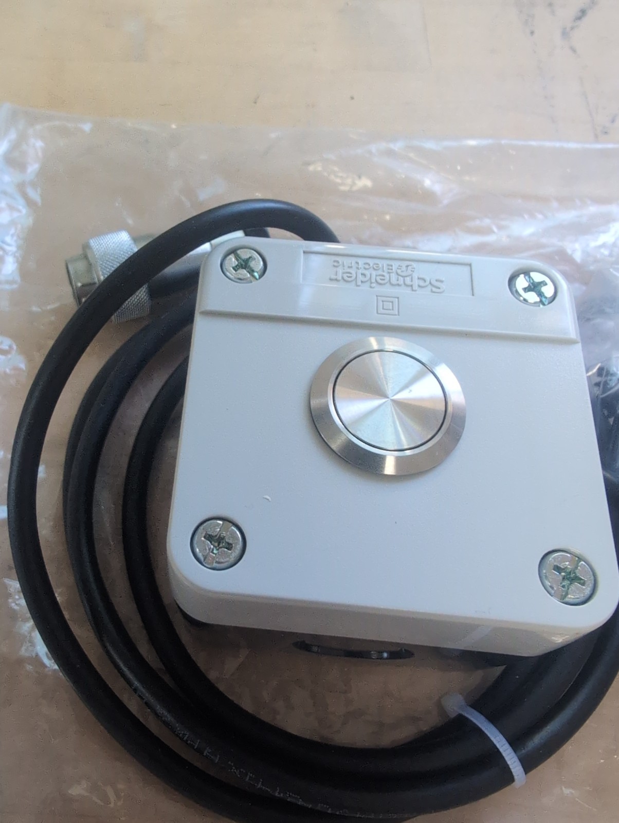 Lot Of 2 Schneider Electric Harmony Control Station Enclosure Push Button Boxes