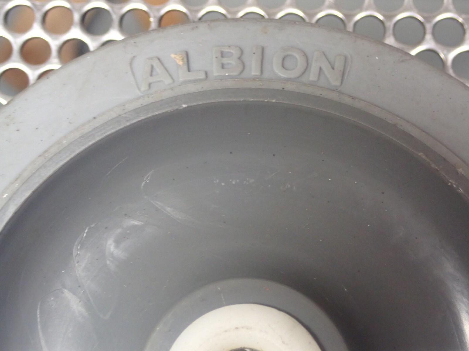 ALBION 5VT79 Xtra-Soft 5 X 1-1/4 Wheels New Old Stock (Lot of 5) See All Pics