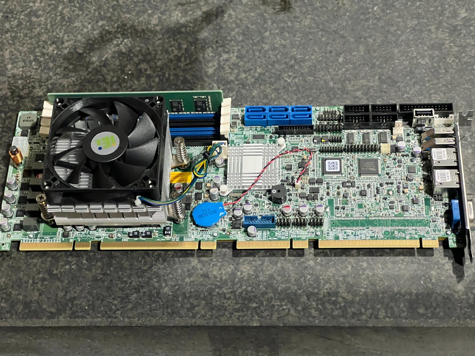 IEI PCIE-Q170-R10 Intel i5-7500 DDR4 4GB TESTED Industrial PC IPC Fast Shipping
