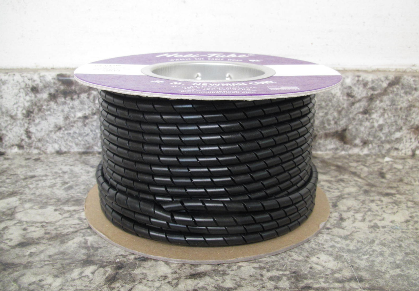 New 100′ Heli-Tube HT 1/4 UR Black Polyethylene Spirally-Cut / Spiral Cable Wrap