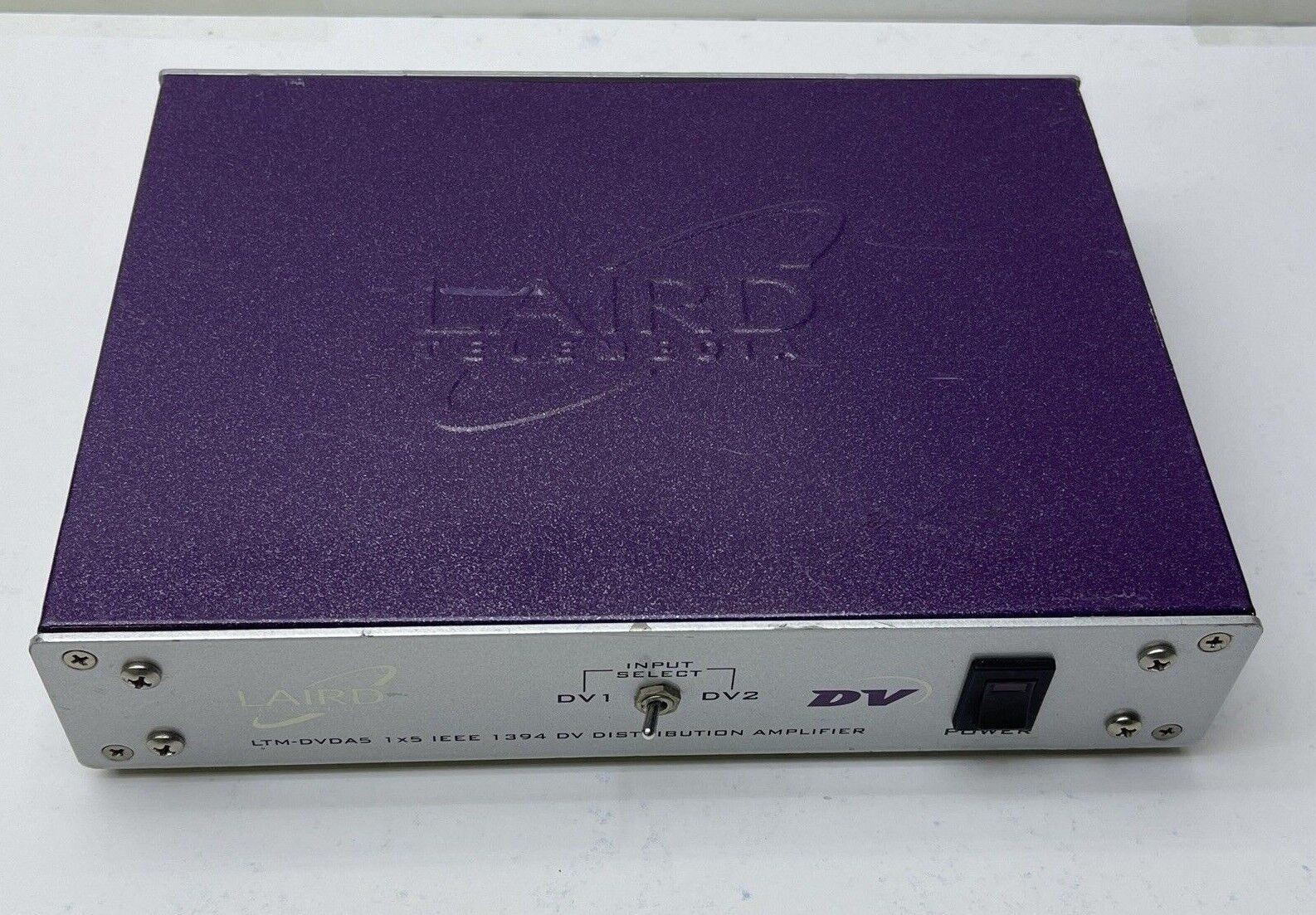 Laird Telemedia DV Distribution Amplifier LTM-DVDA5 1X5 IEEE 1394