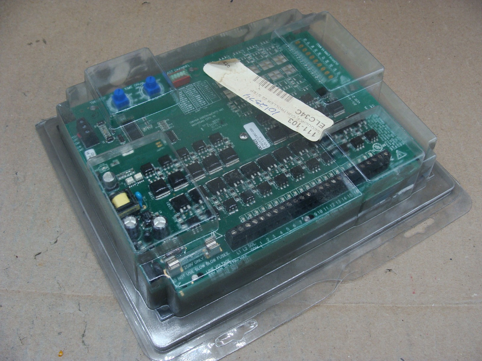 DWYER 22 CHANNEL SEQUENCE CONTROLLER DCT622 05-443482-00 VER 2 85-270V