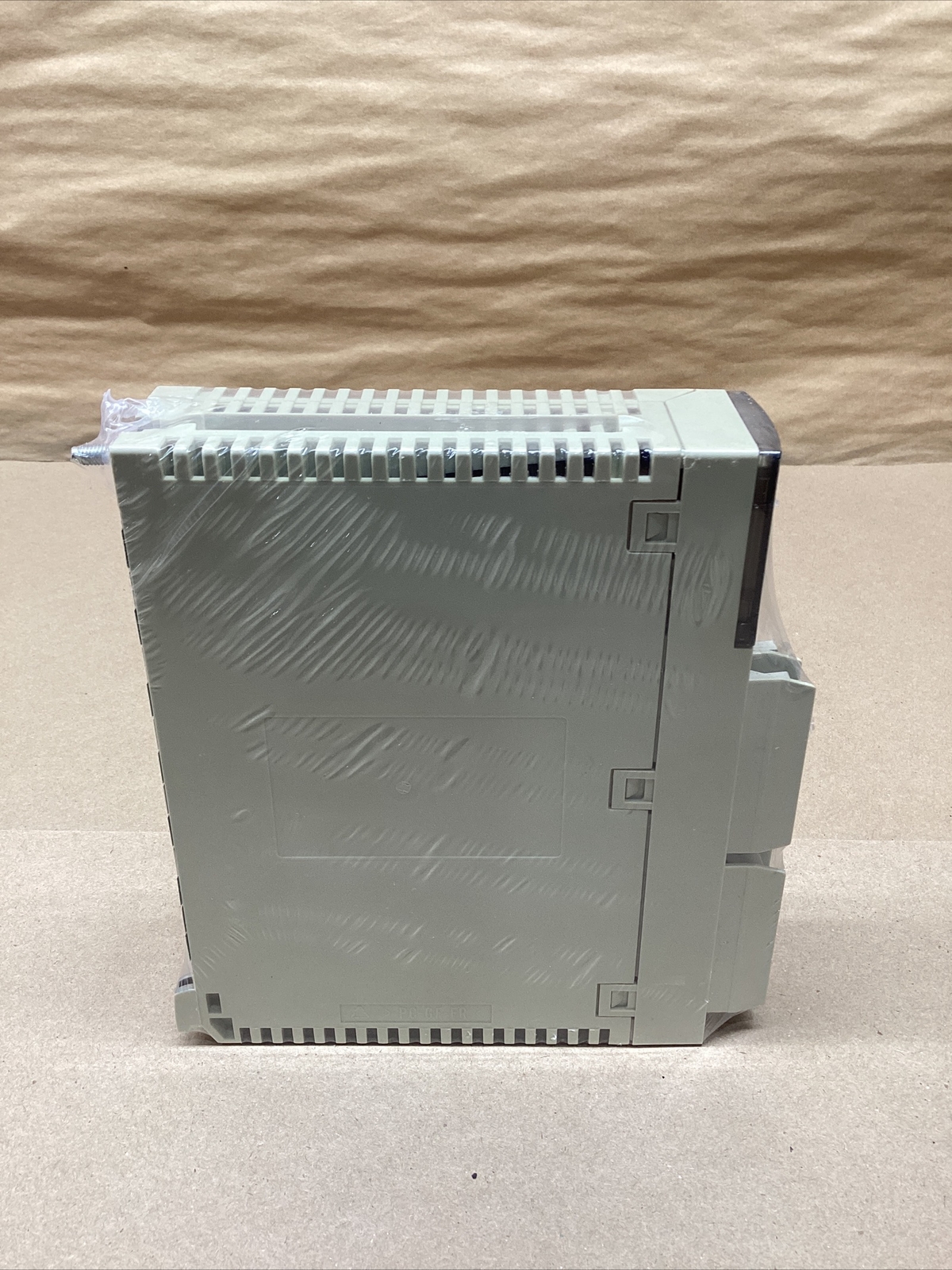 Schneider Electric TSX DEY64D2K MODICON #765H100FML used great condition
