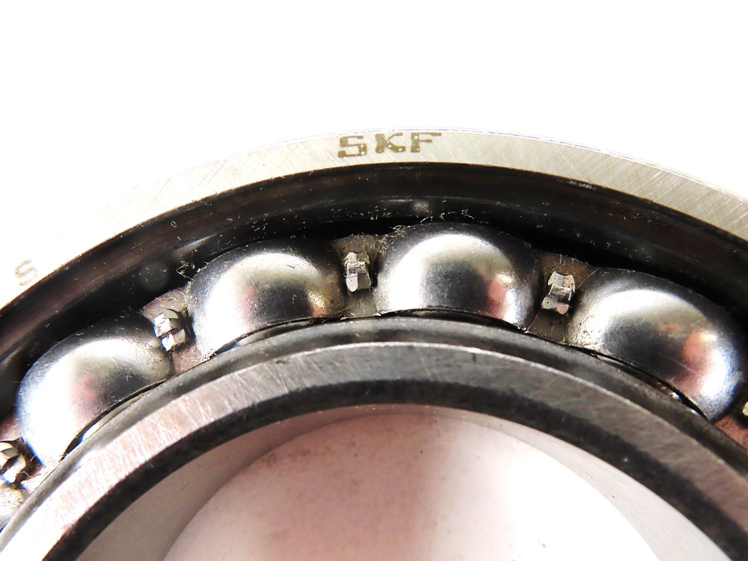 SKF 210NRJ Bearing with Snap Ring 50x90x20mm 210-NRJ NEW NO BOX