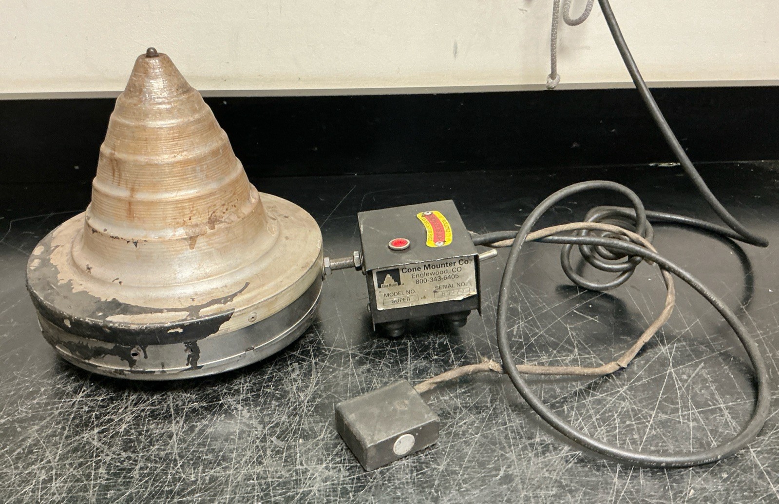 Cone Mounter Company Super Model