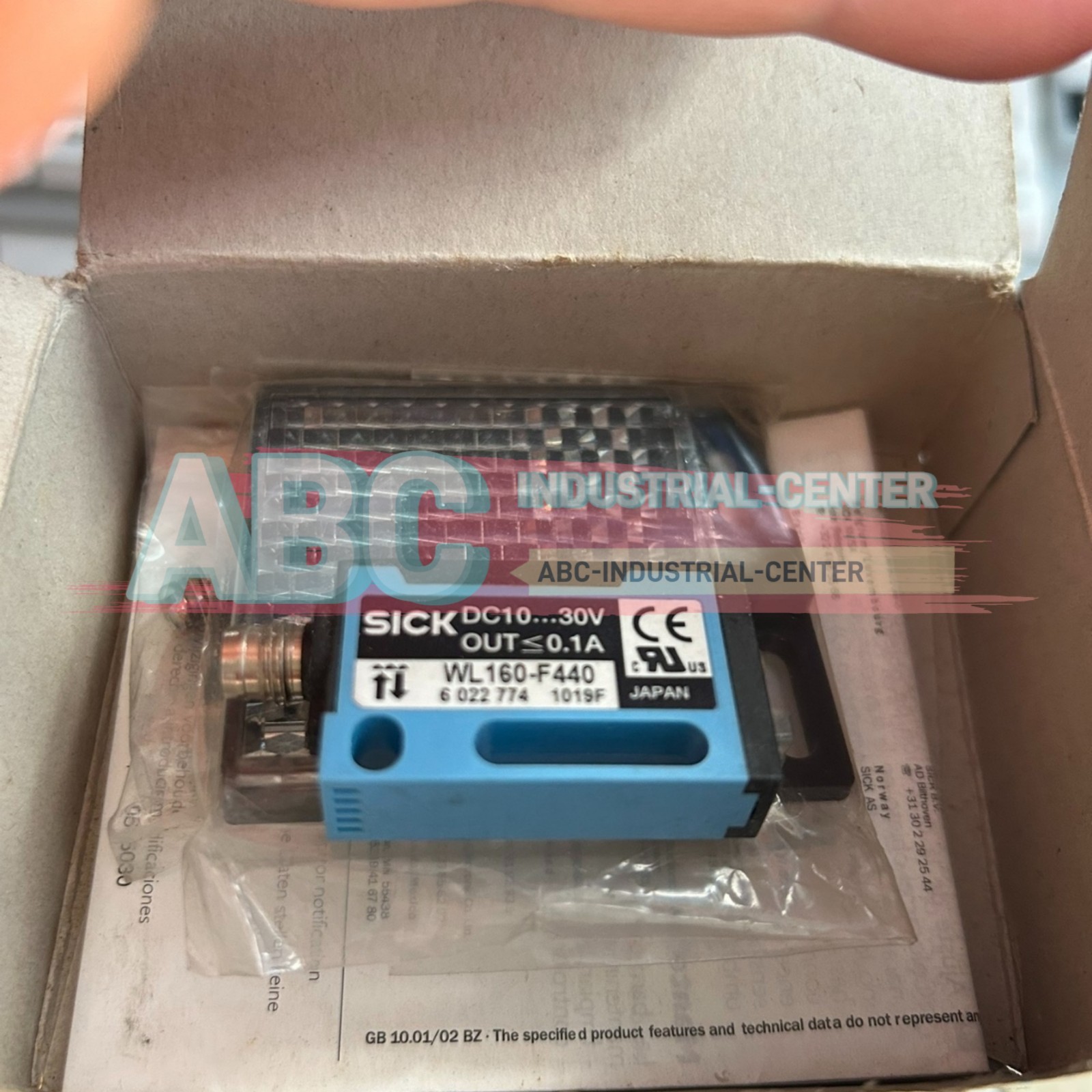 1PCS New Sick WL160-F440 PLC POLARIZED PHOTOELECTRIC REFLEX SENSOR SWITCH#