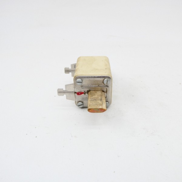 SIEMENS 3NA7244 500V 250A NSNP