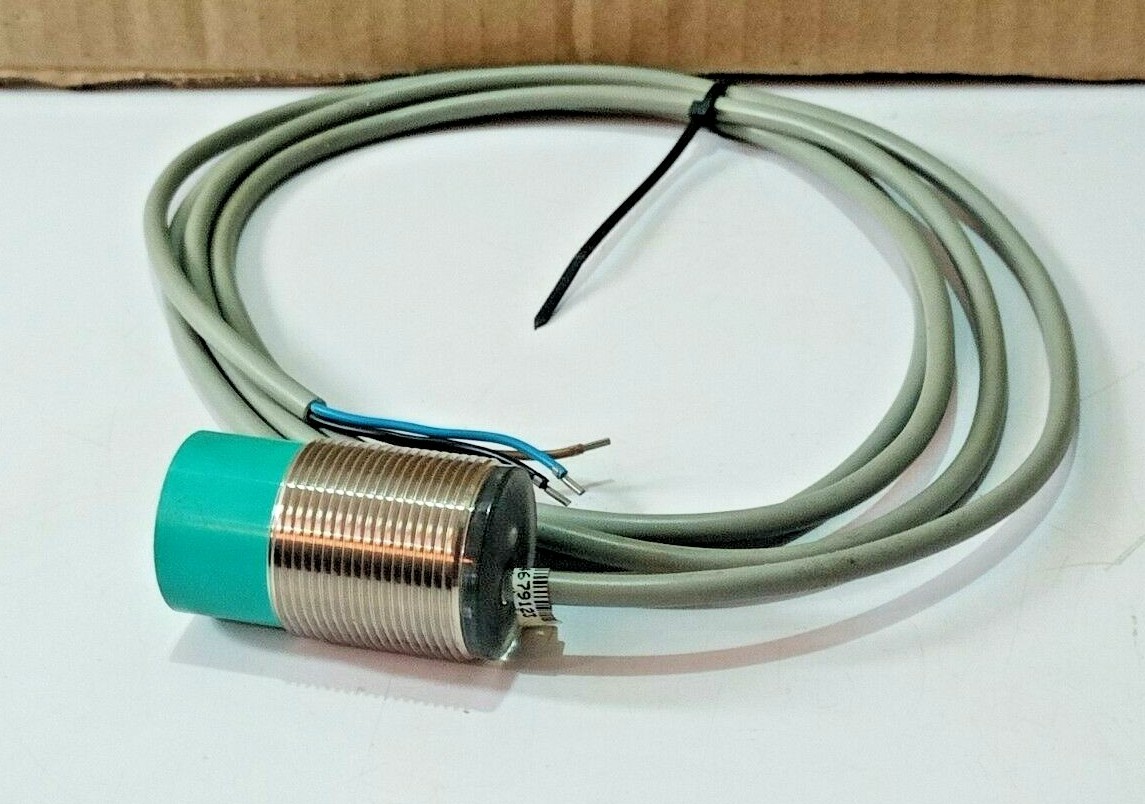 Pepperl+Fuchs NBN15-30GM50-E2 Part No 84001 10-30Vdc/200Ma