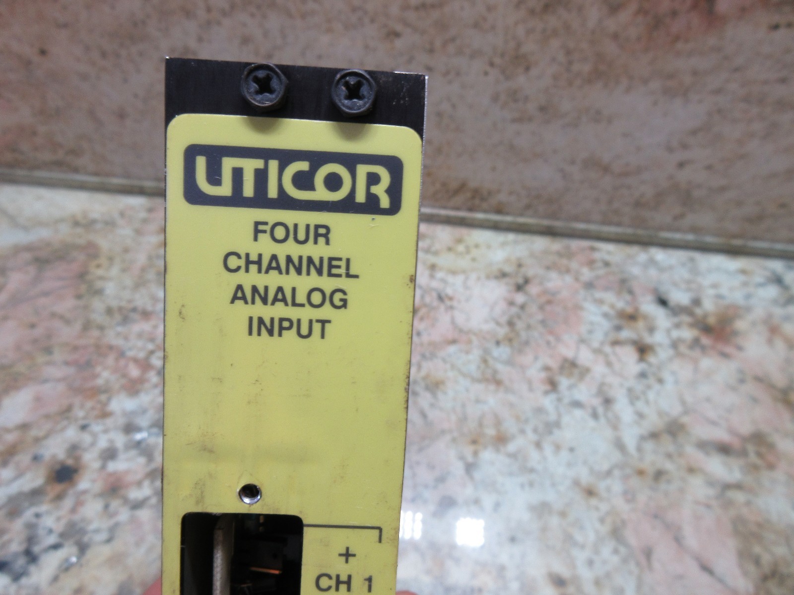 UTICOR FOUR CHANNEL ANALOG INPUT P.N. 76M89 10612 8846 CNC warranty