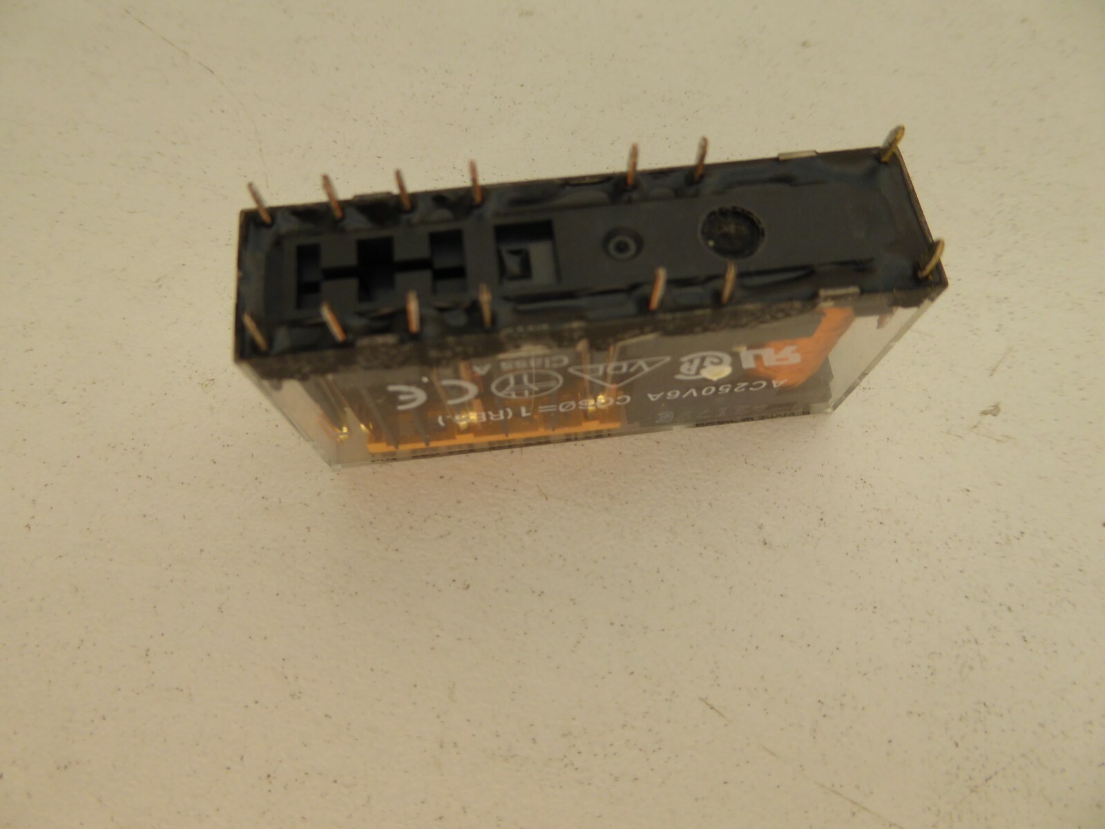 OMRON G7SA-3A3B 24vdc 14 Pin 6 amp Relay