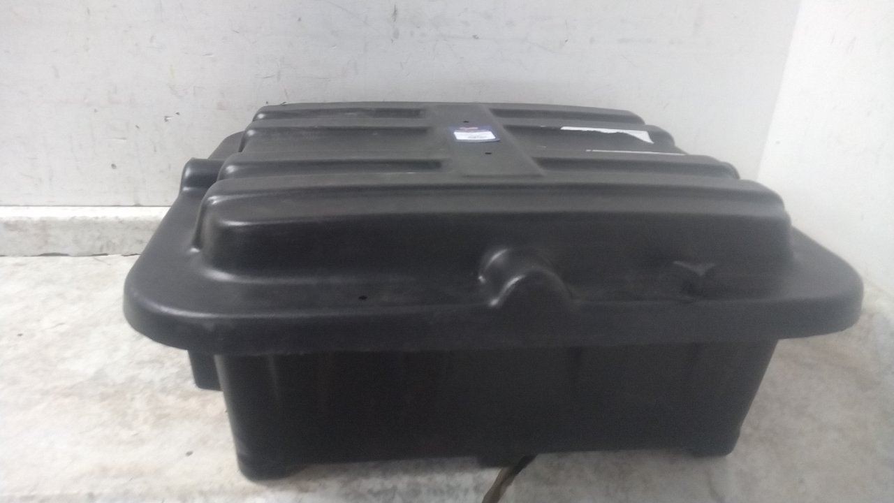Grote 84-9665 22 x 20-1/2 x 9 In Inside Dimensions Black Battery Box