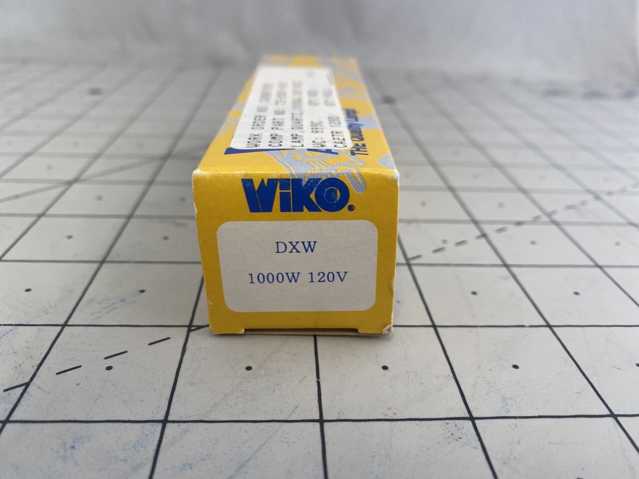 Wiko DXW AV/Photo Lamp 1000W 120V, Quartz Lam Research 73-0001-001