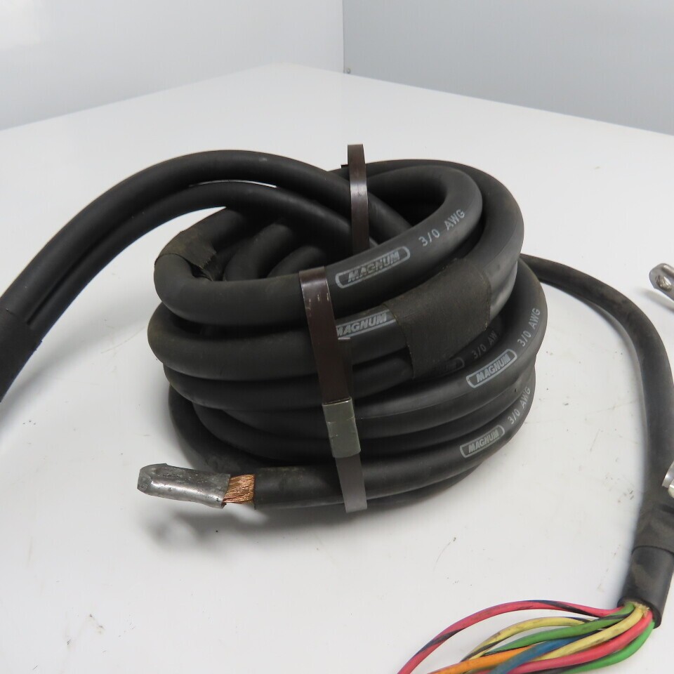 Magnum 3/0 AWG 600V Weld Power Cable Wire W/ 16AWG P13629MSHA Cable