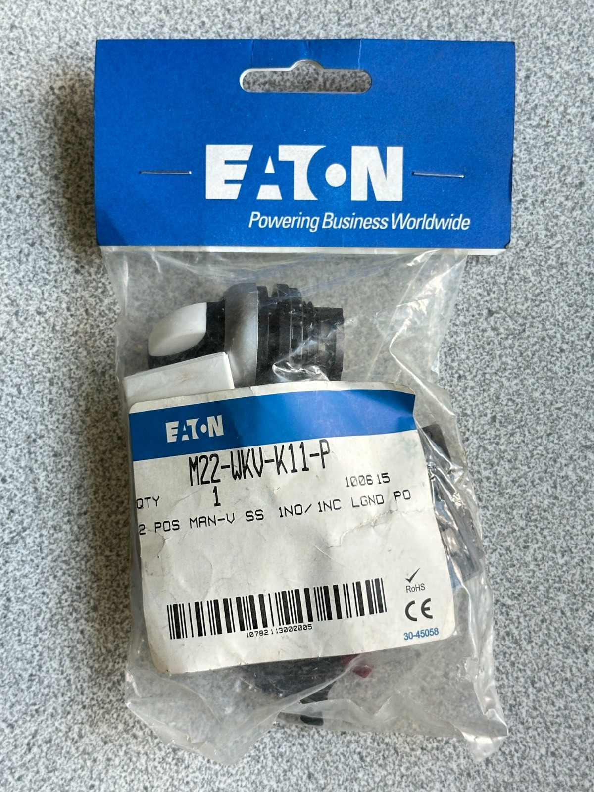 NEW EATON M22-WKV-K11-P 2 POSITION SELECTOR SWITCH Maintained 1NO/1NC w/ legends