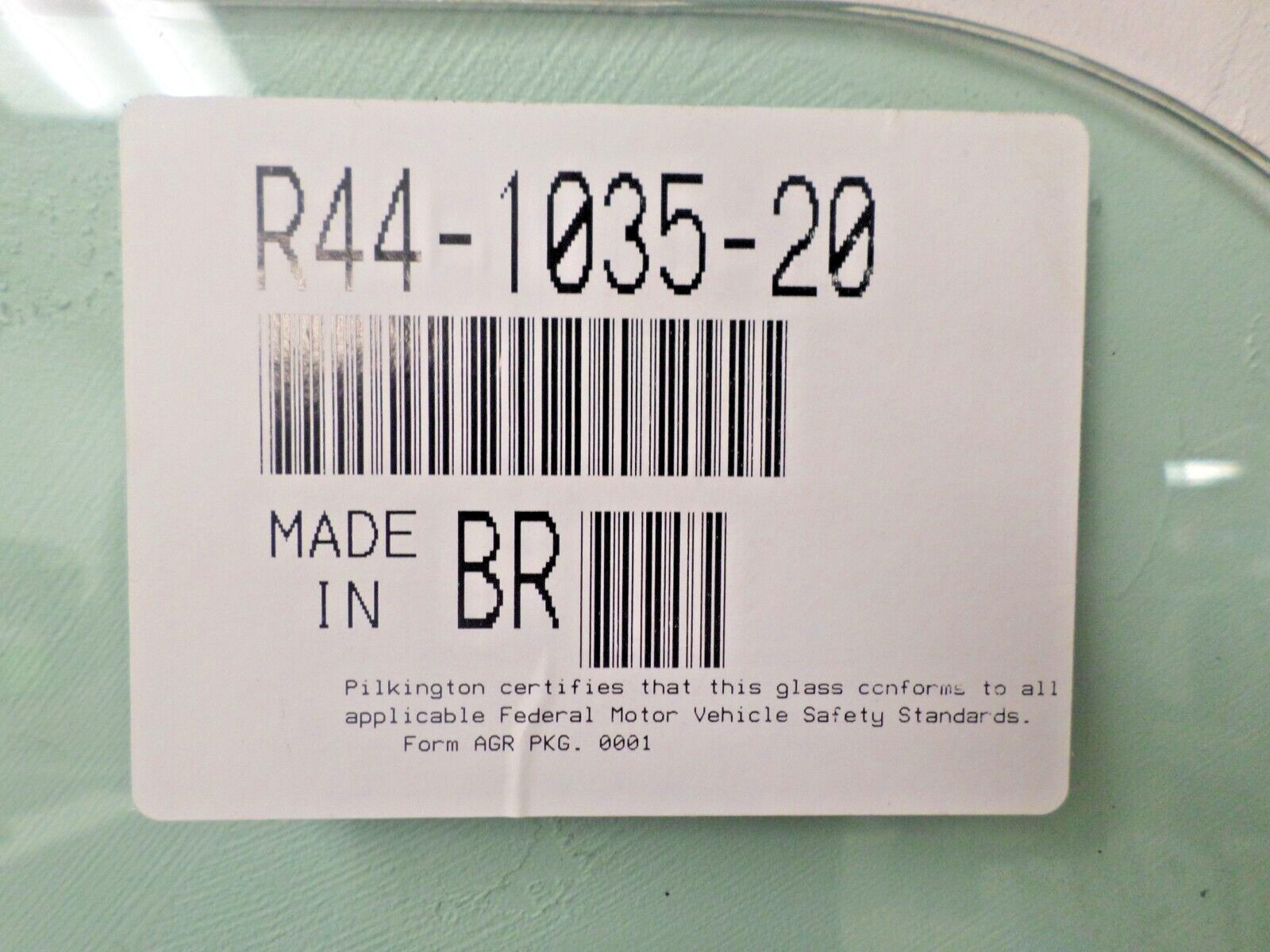 PACCAR R44-1035-20 Windshield for Kenworth