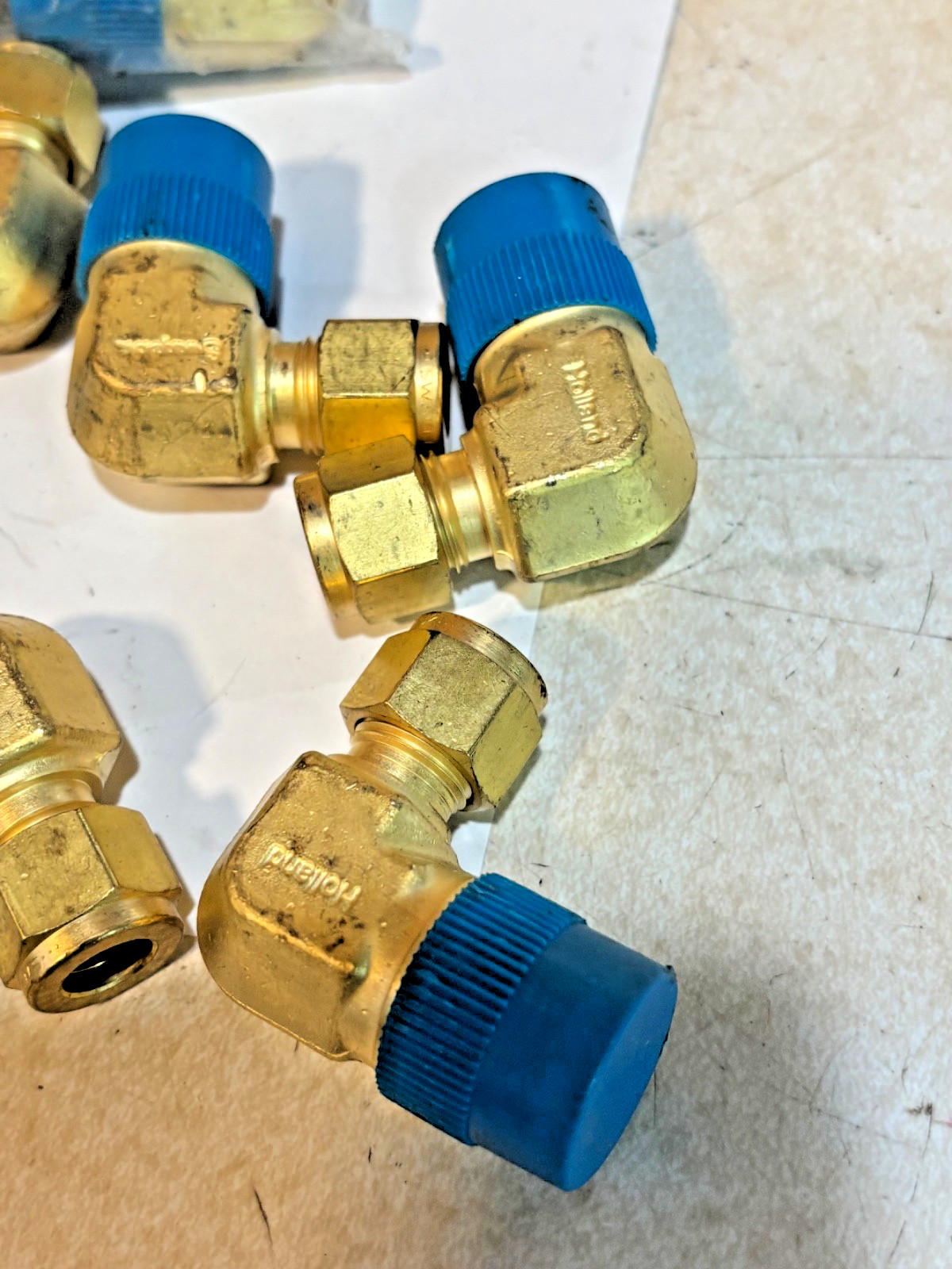 14 NEW Swagelok Brass Male ELBOW B-600-2-8 3/8″ tube OD X 1/2″ male NPT (I3)