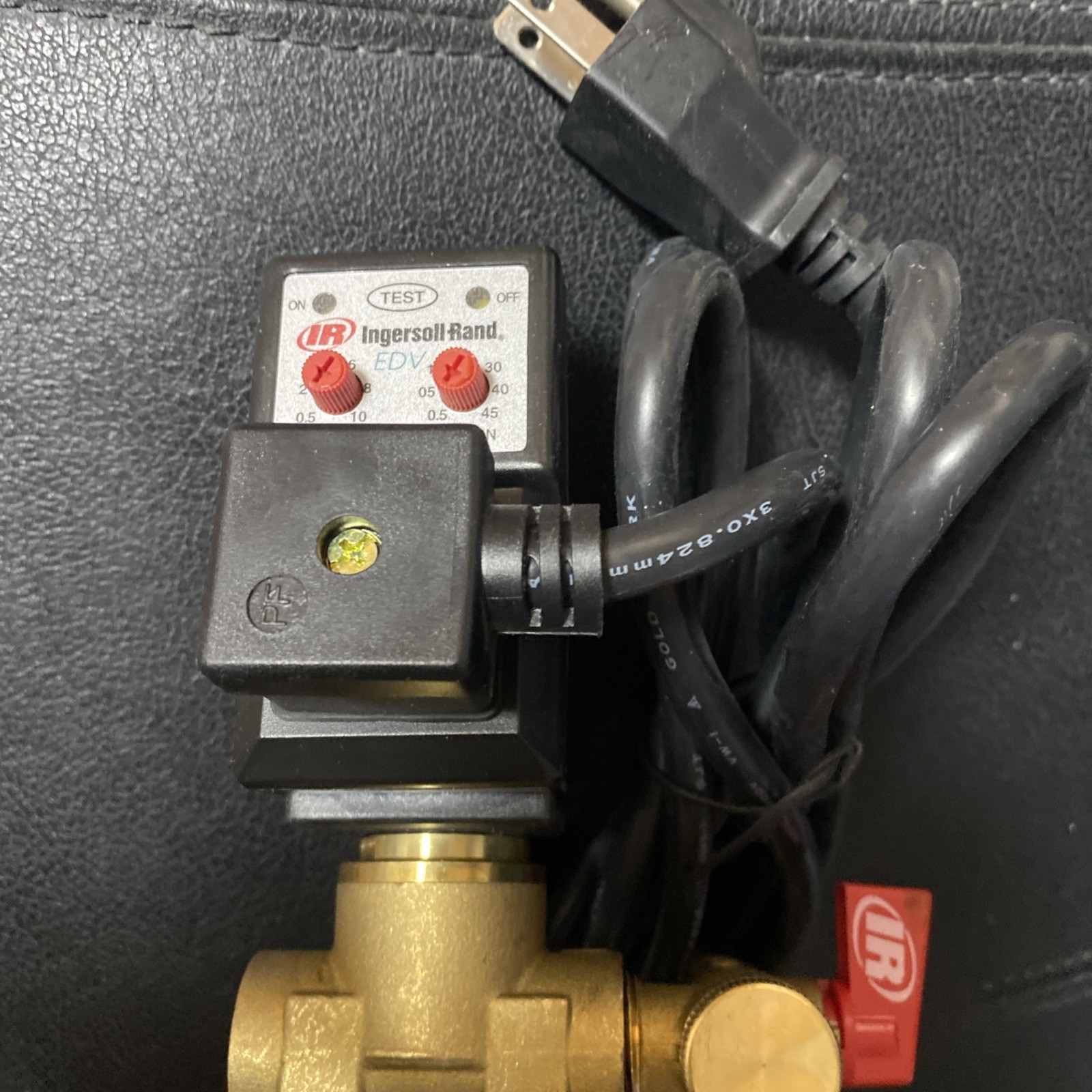 Automatic Drain Valve for Compressor 37995891 115V,1/2 In. size 1.6 gpm 4N444