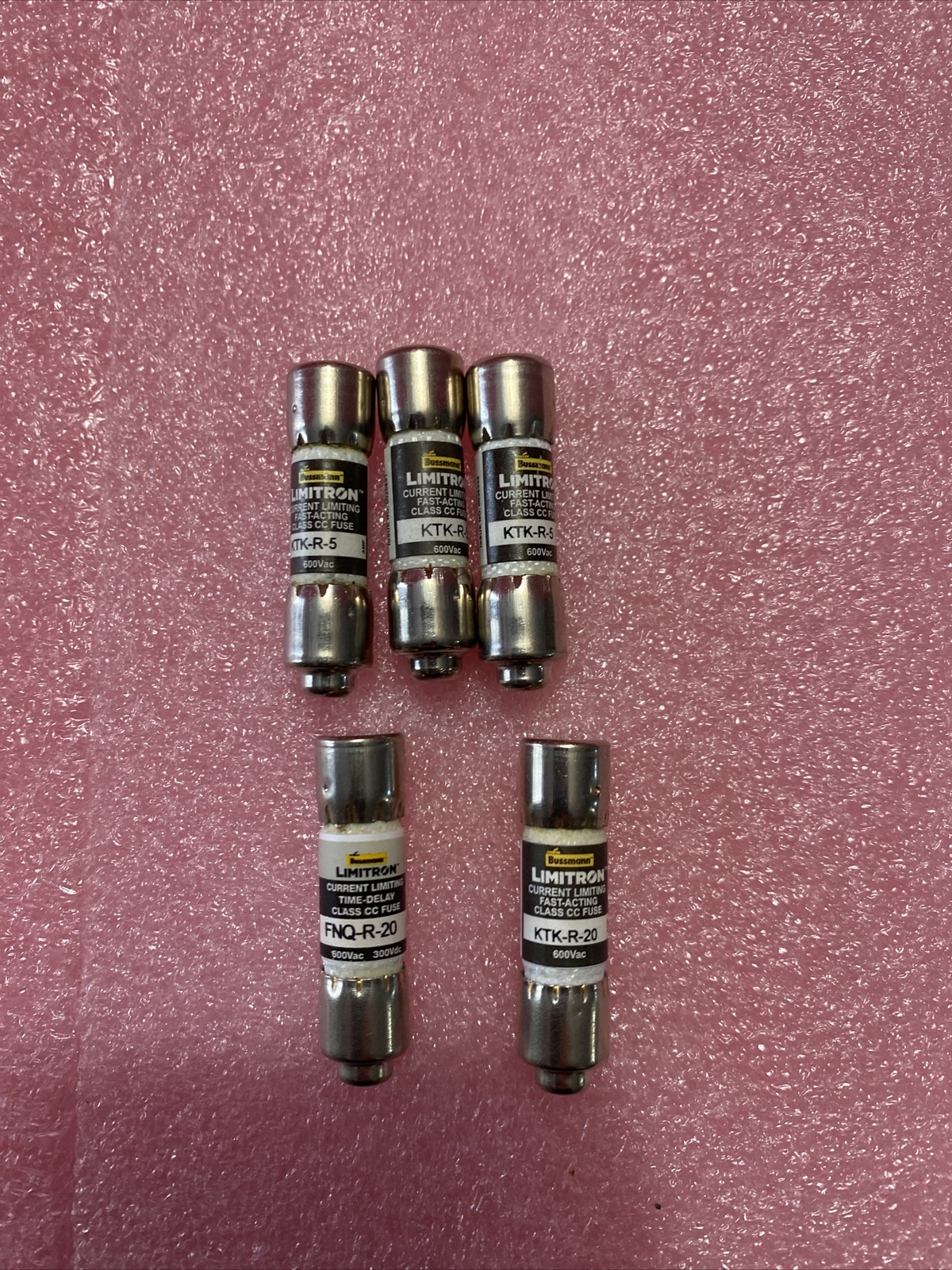 Limitron Fuses KTL-R-6 Lot of Three, One FNQ-R-20, One KTR-R-20