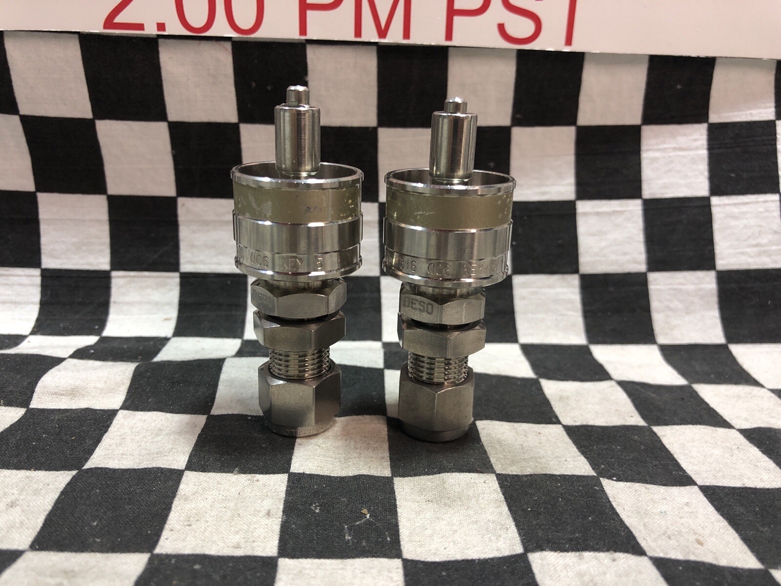 SWAGELOK Bulkhead Body Quick Connect 3/8″, SS-QC6-B1-600K1, LOT OF 2, #1370R5