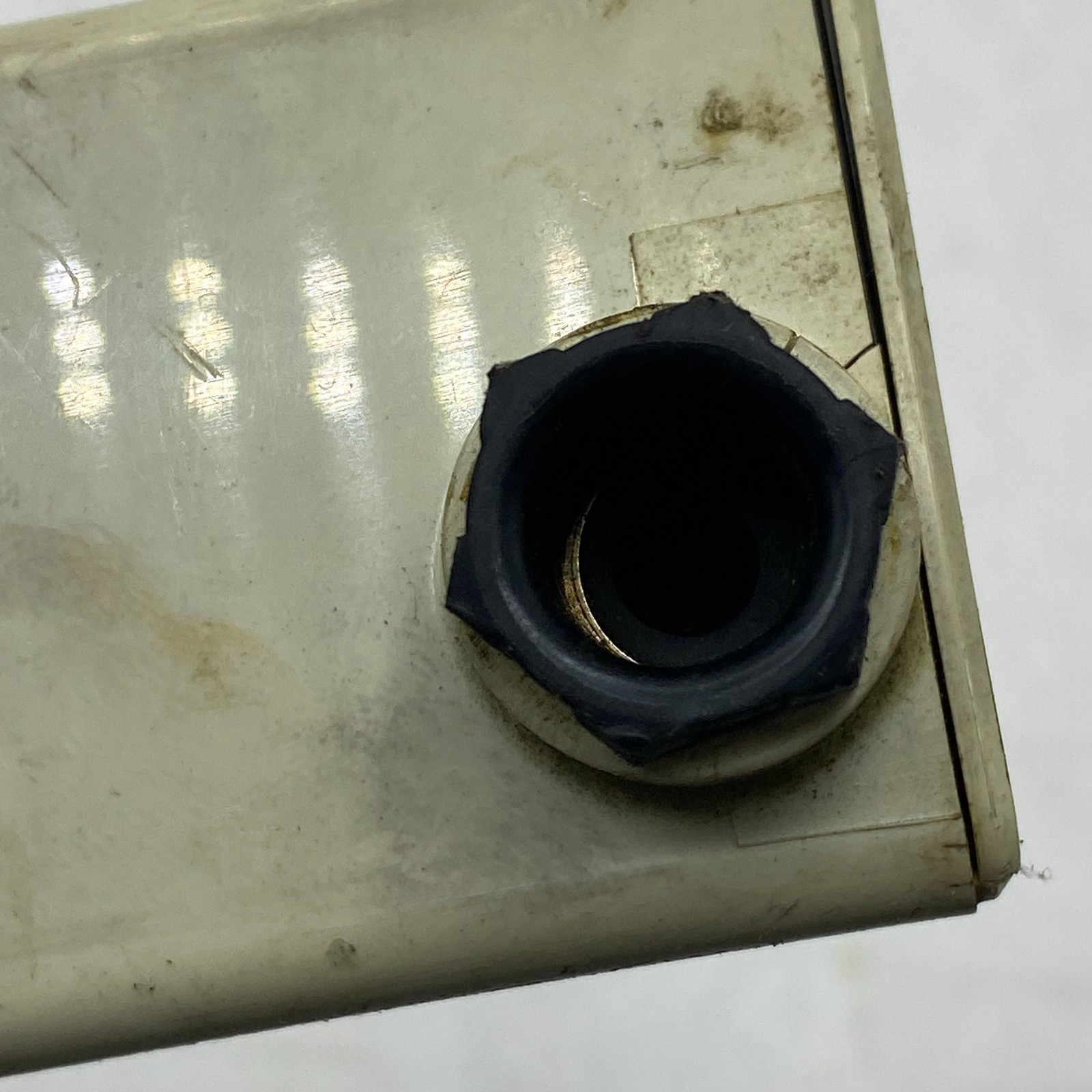 SMC IT2011-N32B Regulator,SUP.0.14-0.2 mPa 0-10VDC in,Out 0.00-0 .1MPa,