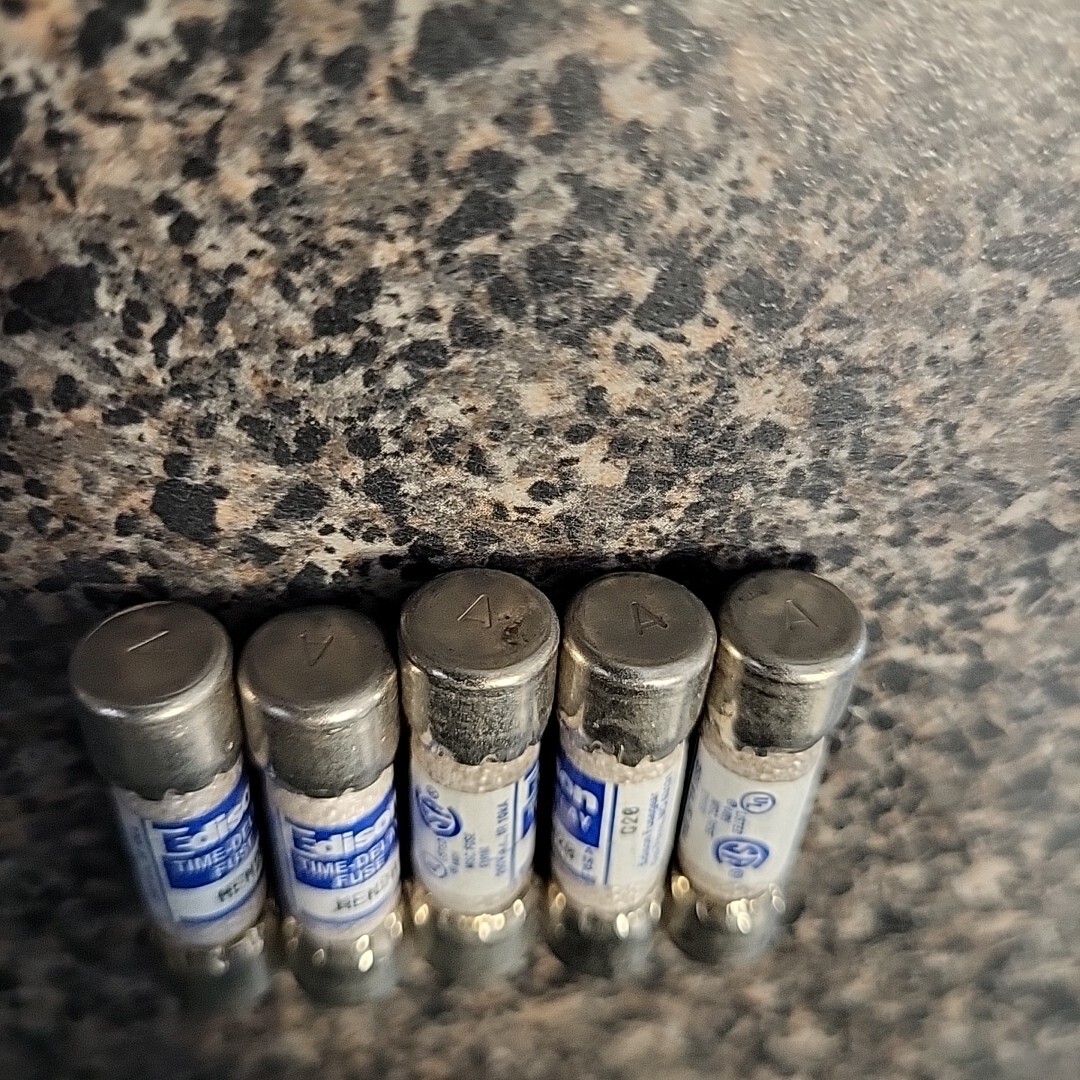 LOT OF 5: Edison MEN20 Time Delay Fuses 20 Amp