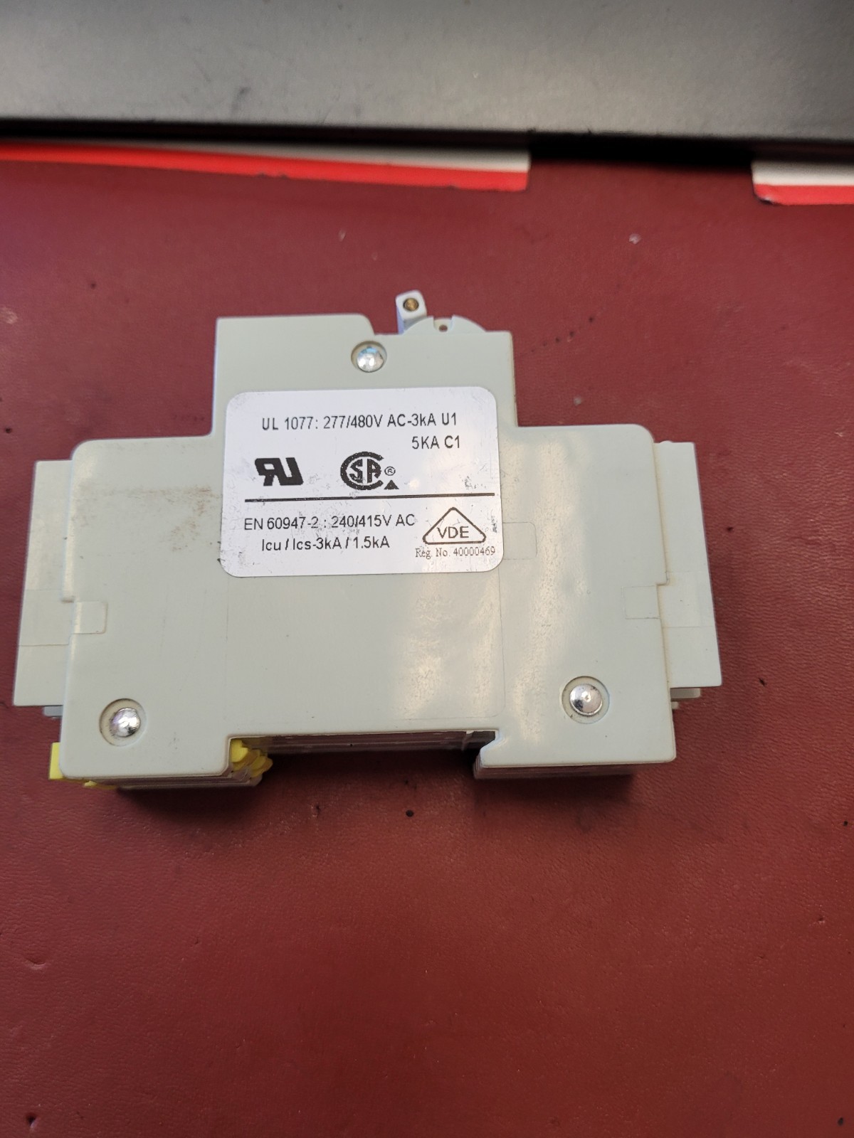 CBI CIRCUIT BREAKER 30 A C2 UL-1077 EN-60947-2 240/415V AC-3KA U1 ( S1-C238)