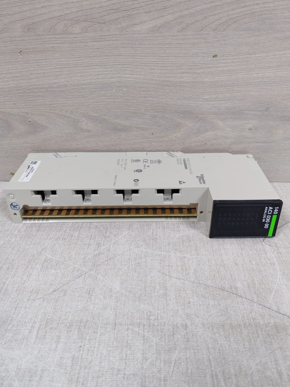 SCHNEIDER MODICON QUANTUM 140 ACO 030 00 ANALOG OUTPUT