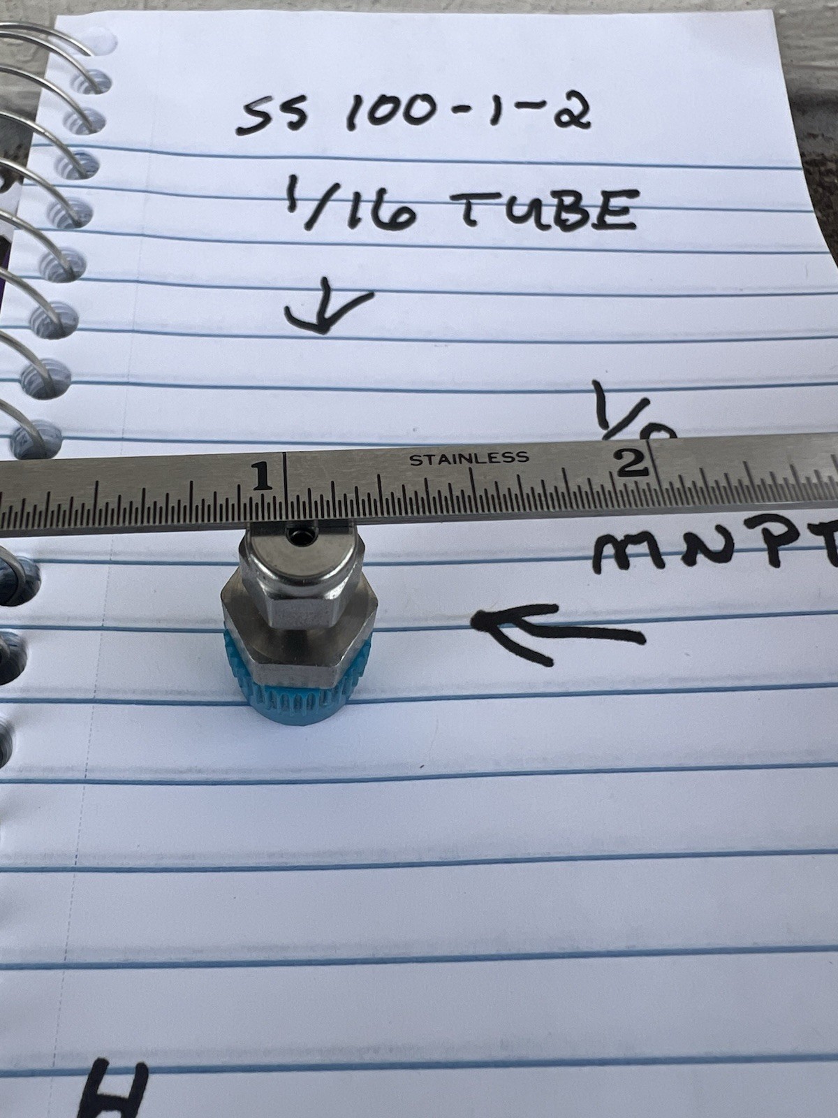 Swagelok SS-100-1-2BT TUBE FITTING, BORED-THROUGH MALE CONNECTOR 1/16”x1/8”