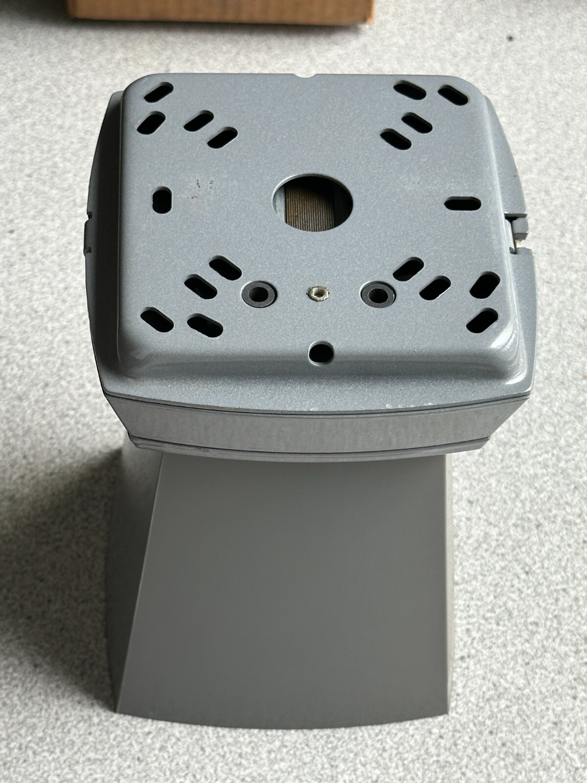 NEW Edwards Signaling 872-N5 Projector Horn 120V 50/60HZ Audible Warning Device