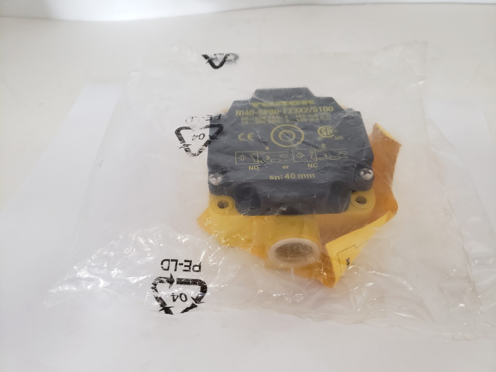 TURCK Ni40-CP80-FZ3X2/S100-S10 SENSOR INDUCTIVE 20-250VAC (13453) NIB