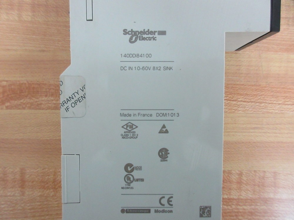 Schneider Modicon 140 DDI 841 00 Input Module Sealed 140DDI84100