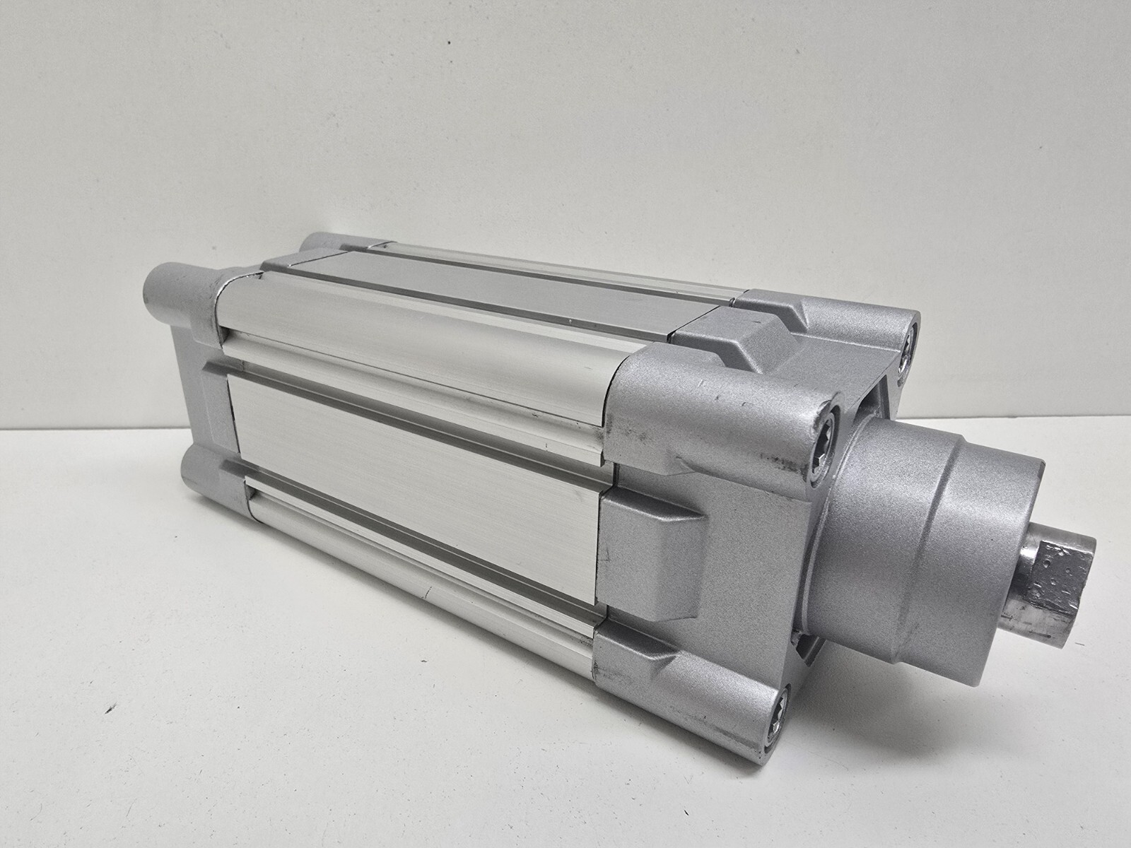 GOOD USED! FESTO PNEUMATIC CYLINDER DNC-63-65-PPV-A-K3