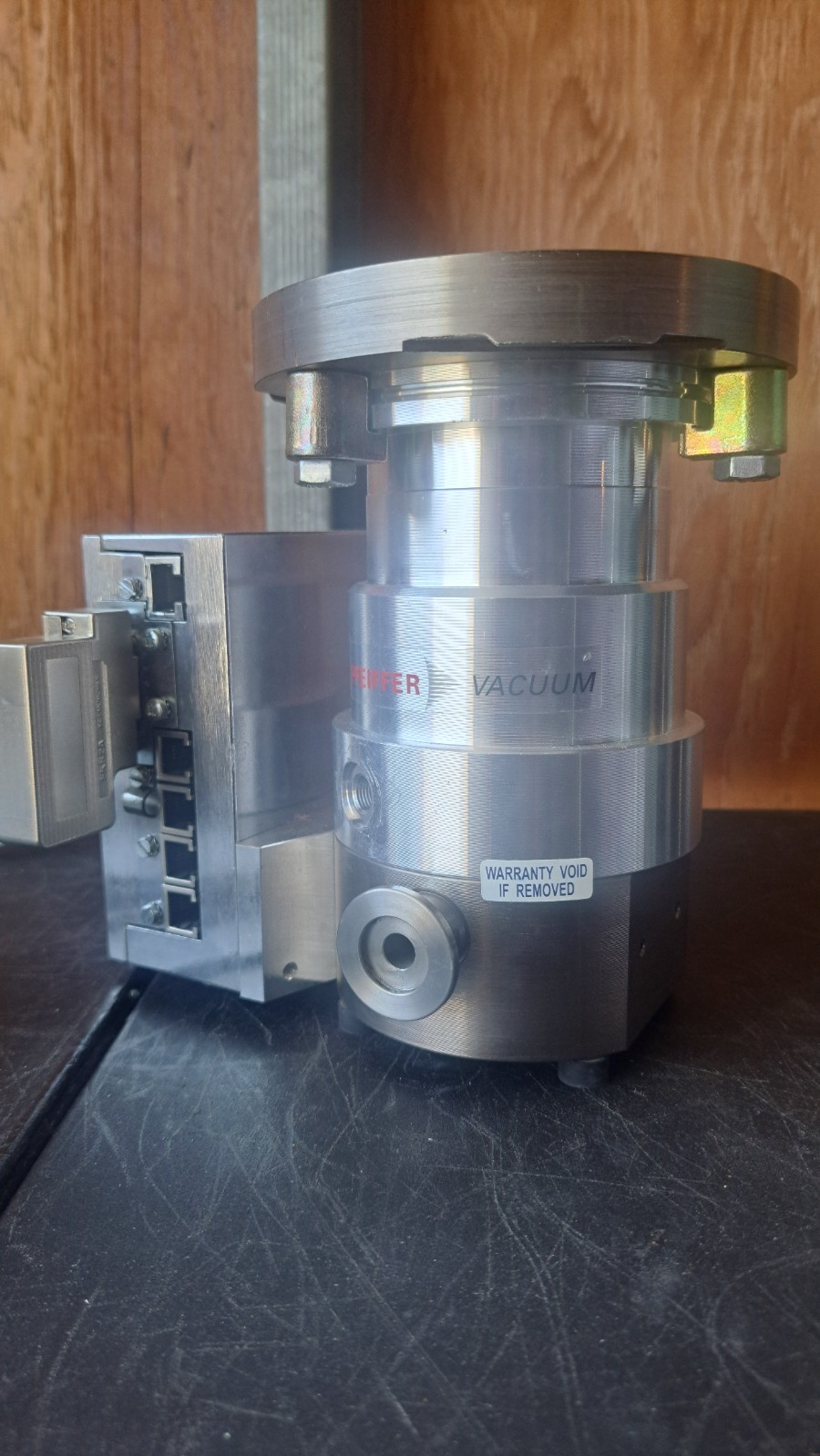 PFEIFFER VACUUM TMH 071P, 3P PM P02 800 G TURBO w/TC600 Controller PM C01 720