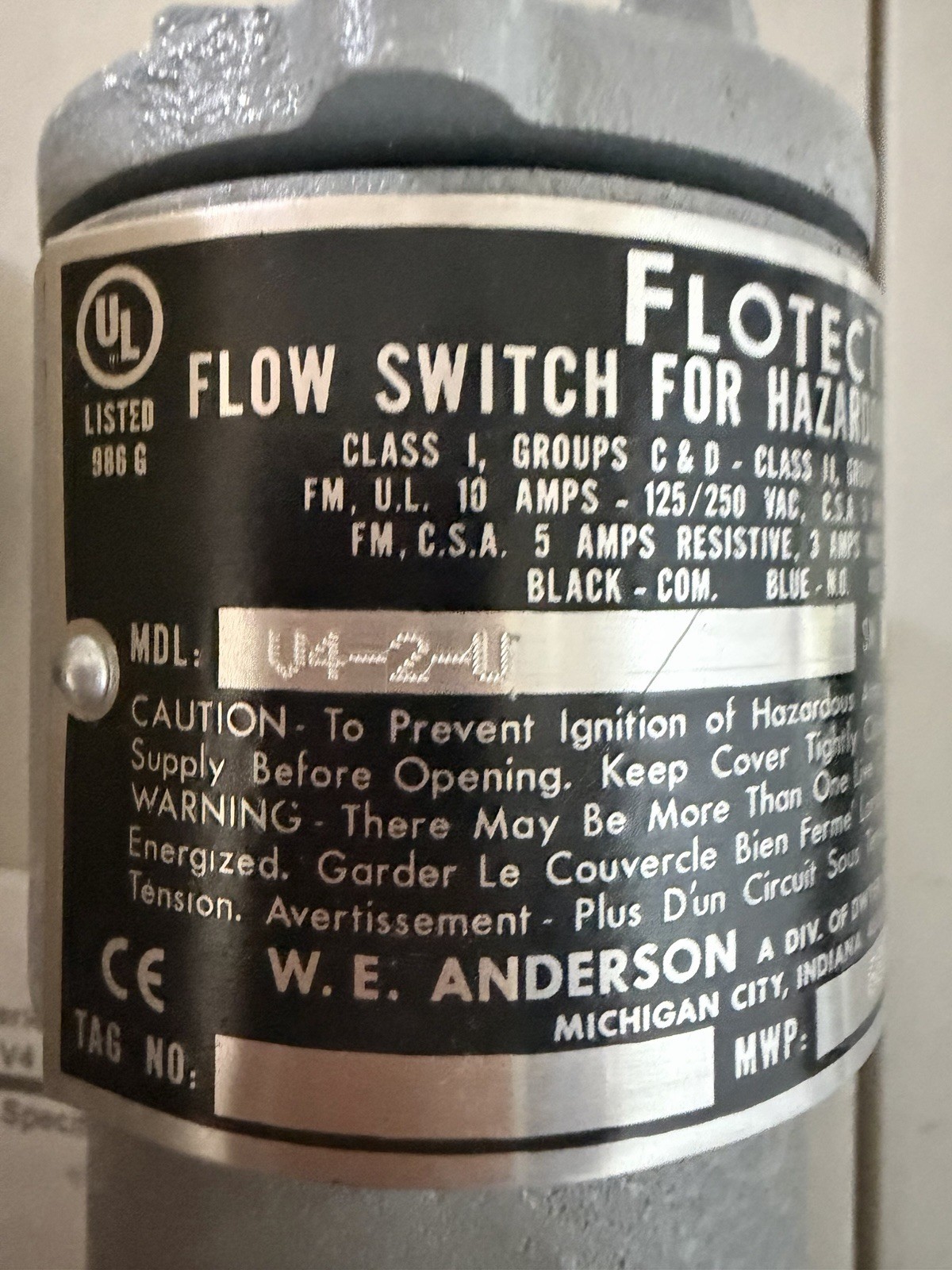 DWYER V4-2-U FLOTECT FLOW SWITCH