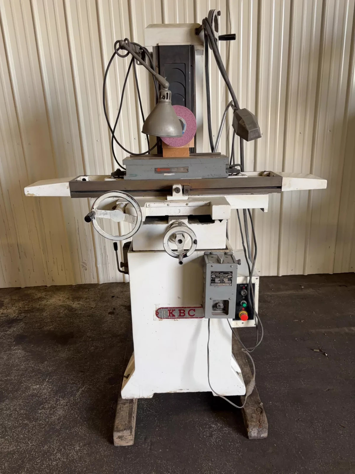*MAKE OFFER* KBC #SGS-H618B Surface Grinder