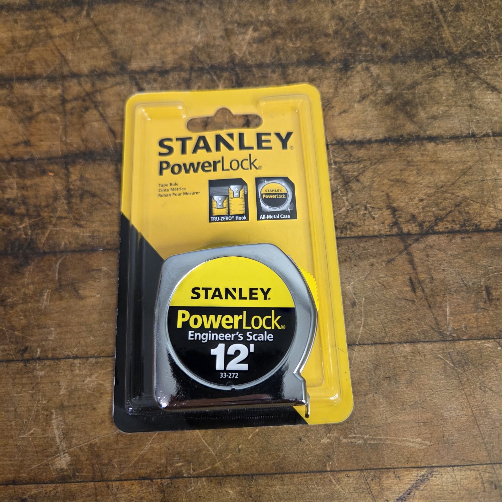 Stanley 33-272 Tape Measure (Inch Measurement): 12′ Long x 1/2″ Wide Blade