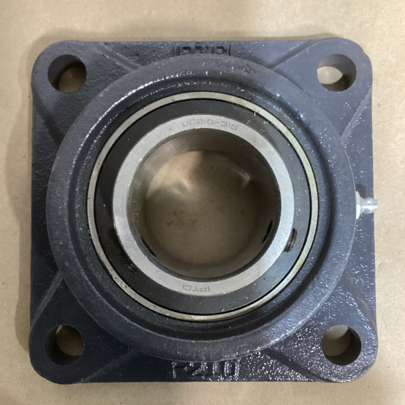 1 NEW PTC F210 4 BOLT FLANGE MOUNT W/UC210-32 BEARING UNIT