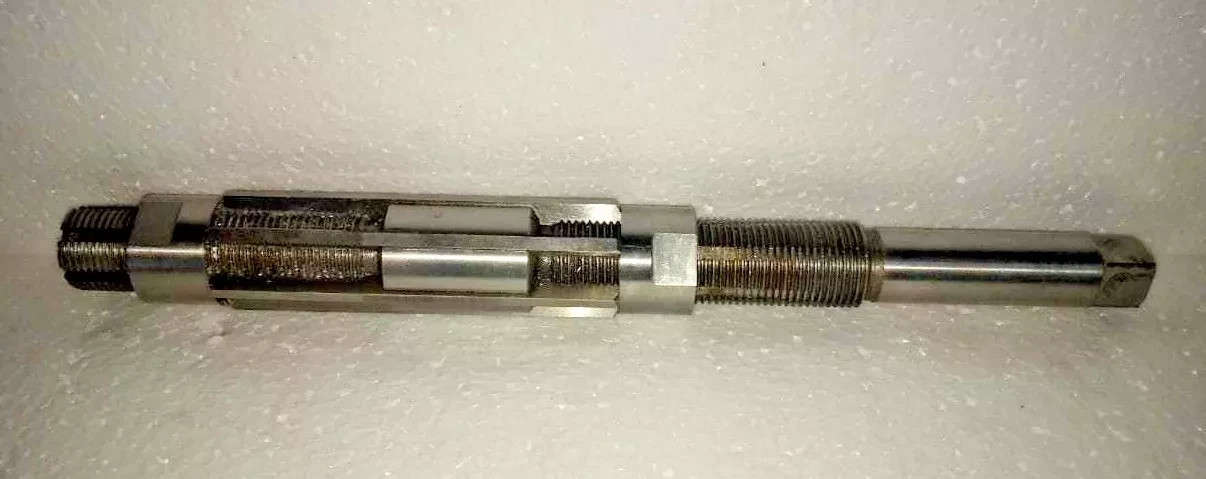 8 Pcs ADJUSTABLE HAND REAMER SET H-4 to H-11 SIZES 15/32″ TO 1-1/16″