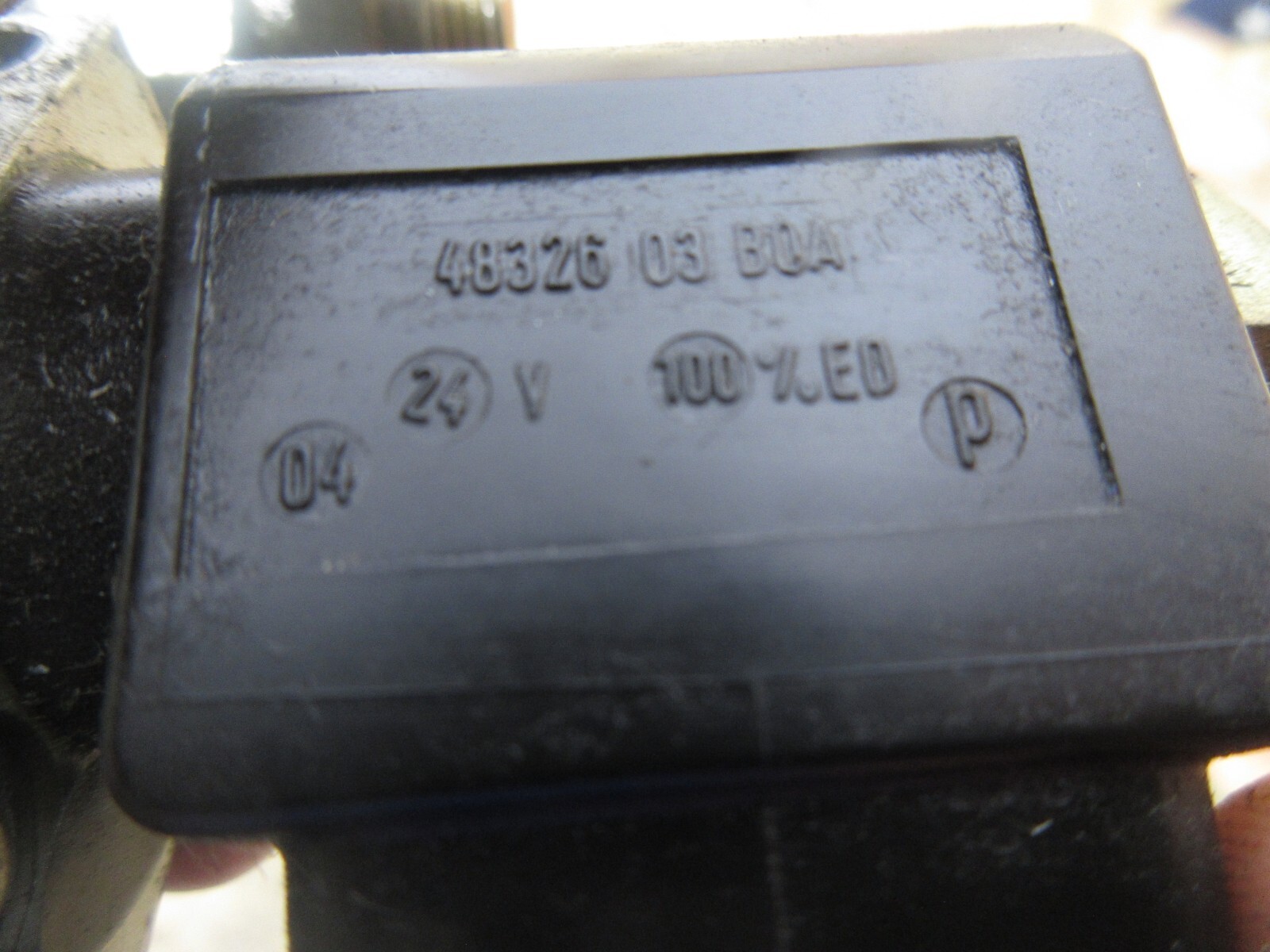HAWE 50.2 M53 EM 20V-3/8SJ01C-1.5-G24F MURRELEKTRONIK 31 24 033 48326 03 B0A