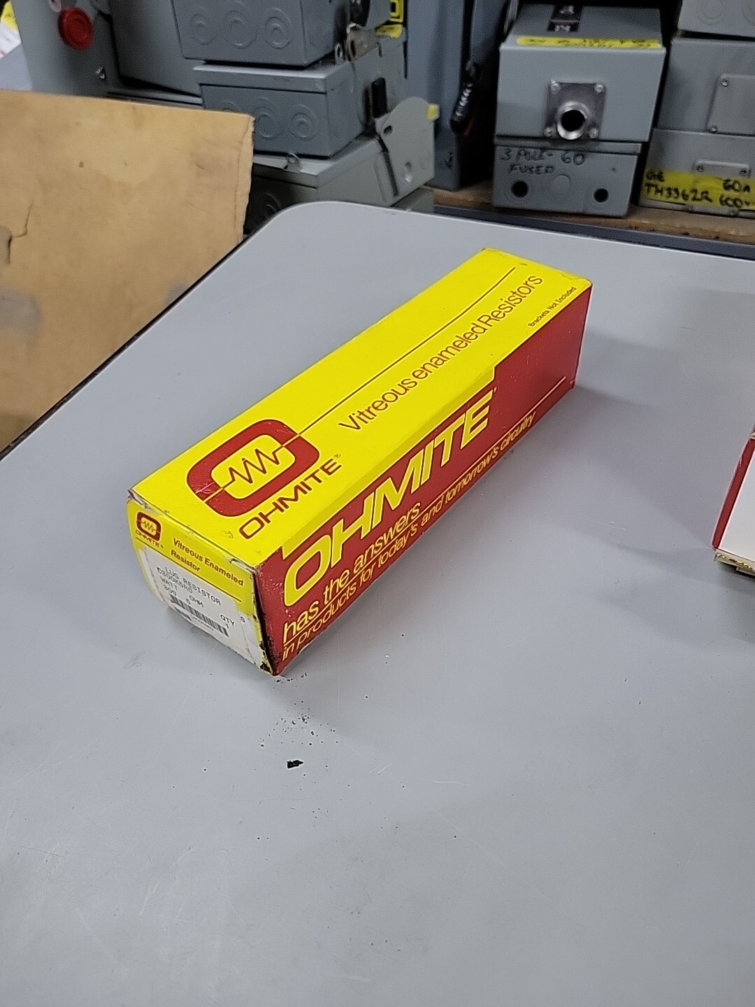 New Old Stock! OHMITE C300K5R0 300 Watt OHM5