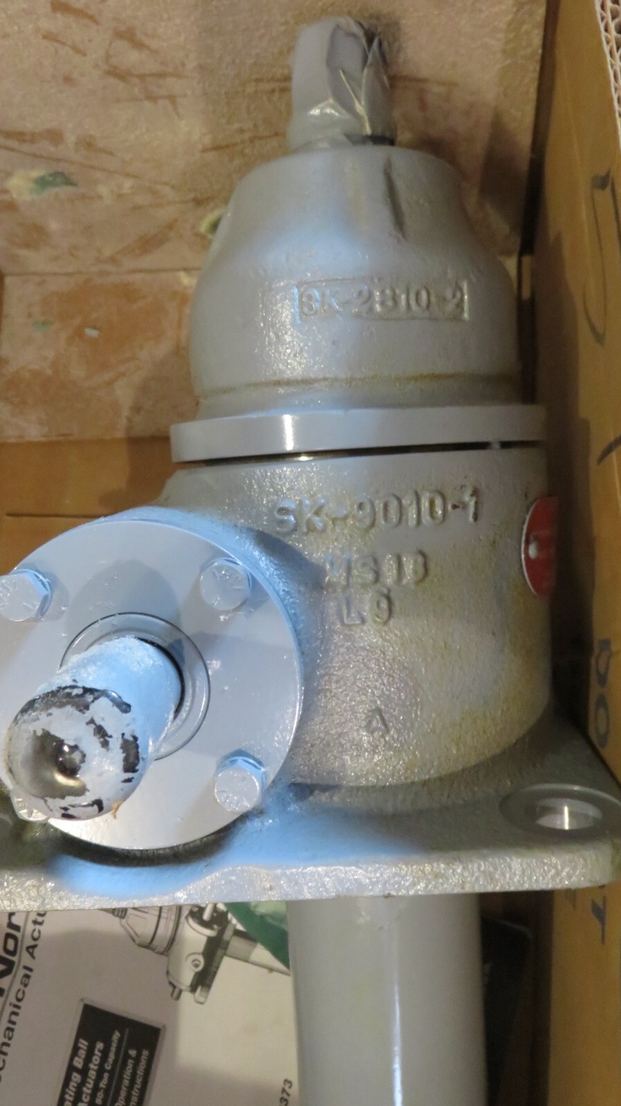 Duff Norton 10 Ton Translating Ball Screw Actuator M9810 Upright 11-1/2″ Travel