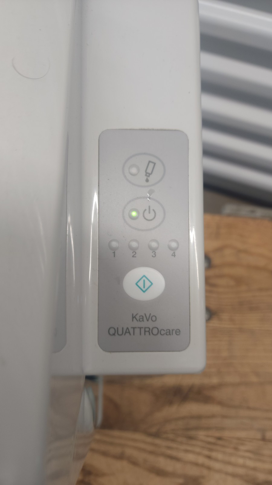 KAVO QUATTROCARE 2104A DENTAL HANDPIECE LUBRICATION CLEANING SYSTEM
