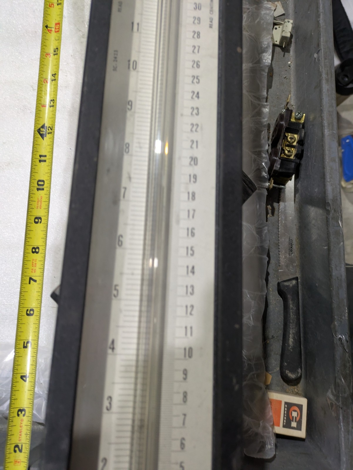 THE MERIAM INSTRUMENTS TYPE WM 30EB25 VACUUM
