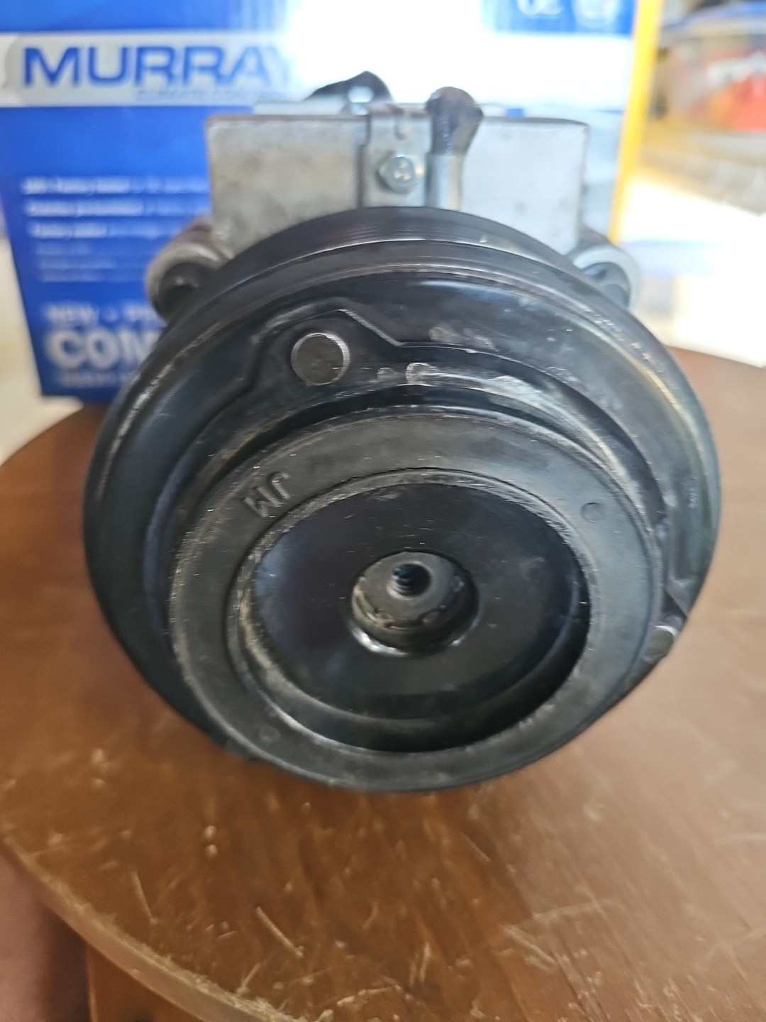 MURRAY 68182 A/C COMPRESSOR OPEN BOX