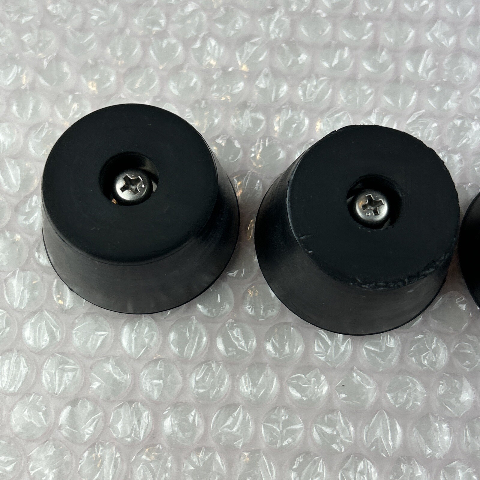 Shimadzu, (3) Rubber Feet for UV-2101PC