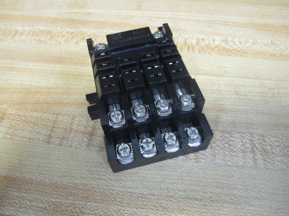 Struthers Dunn 41005 Relay Socket