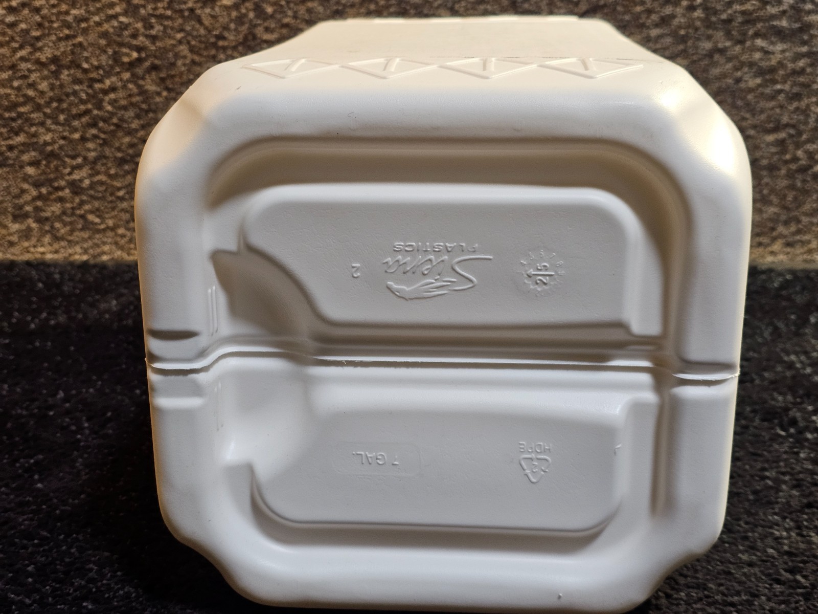(QTY 2) McMaster-Carr 7 Gallon Shipping Jug Tighthead Container Rectangular